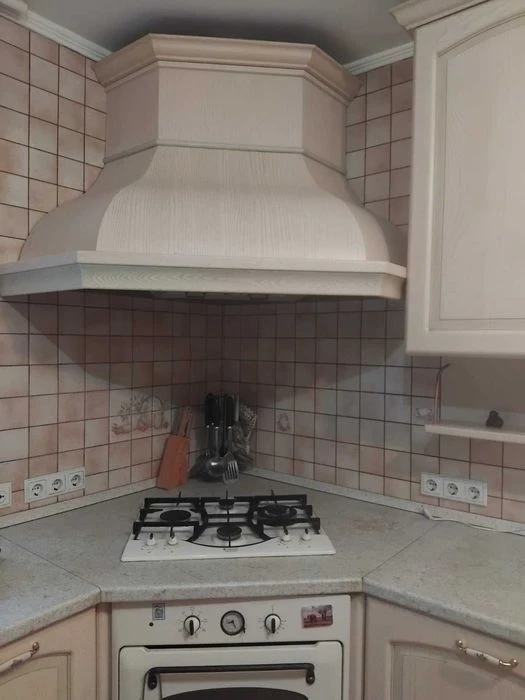 Exclusive! 3-room apartment for sale in Gorizont neighborhood, 13 Bolshaya Koltsevaya St.