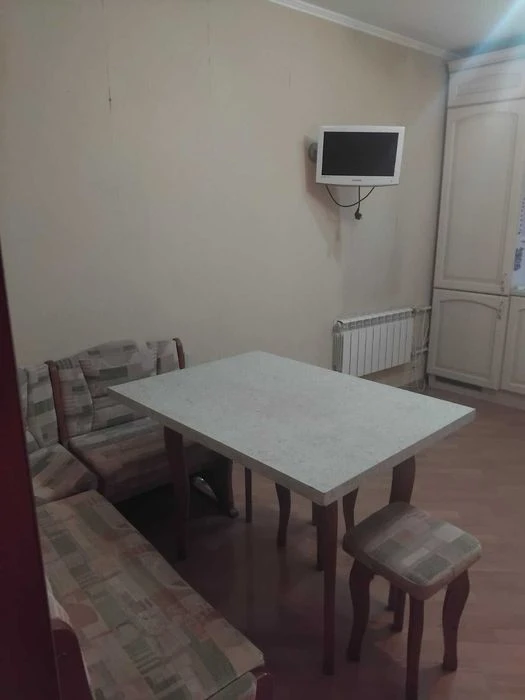 Exclusive! 3-room apartment for sale in Gorizont neighborhood, 13 Bolshaya Koltsevaya St.
