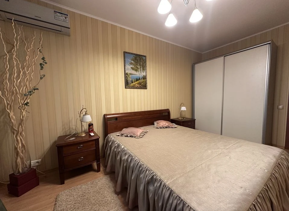 3 комн.квартира, ул. А. Невского, Таирова/Вузовский