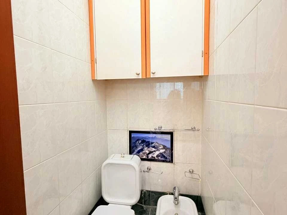 Квартира. Киев, Грушевского ул.