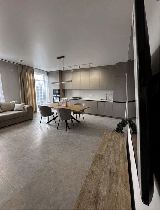 Townhouse 50m² · Private driveway · Individual gas