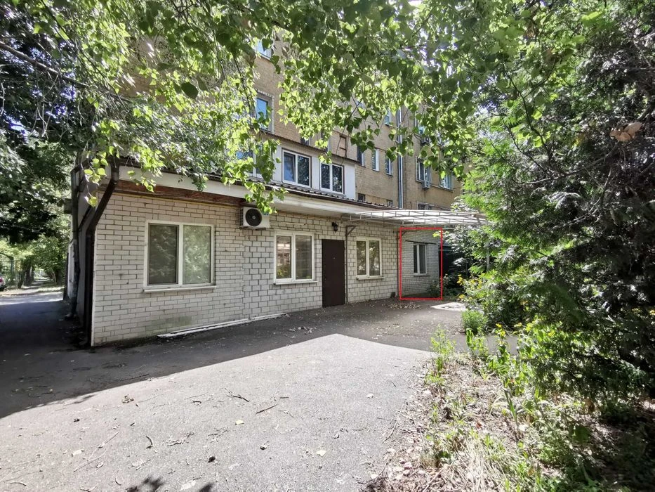 Продам 3-кім квартиру по вул. Довнар-Запольського, 3/1, метр