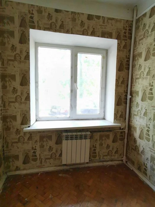 Продам 3-кім квартиру по вул. Довнар-Запольського, 3/1, метр