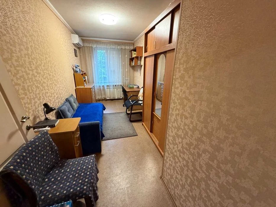 Продам 2-комн кв на ул. Ген Безручко (Новоорловская), р-н Пе