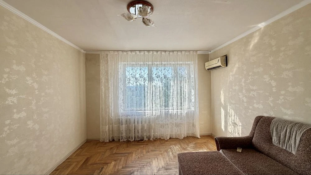 Продаж 2-кімн квартири по вул Товариській 3/10