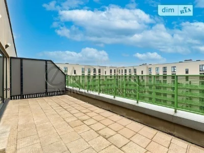 Продаж 4к квартири 121 кв. м на вул. Набережно-Рибальська до
