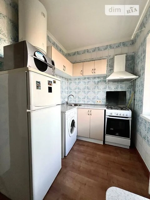 For sale 2-room apartment 45 sq. m. on Bereznyakivska 4 • ID 34
