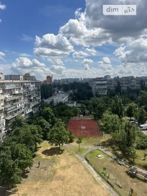 For sale 2-room apartment 45 sq. m. on Bereznyakivska 4 • ID 34