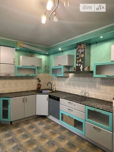 Продаж 2к квартири 106 кв. м на вул. Драгоманова 31Б • ID 34