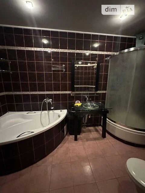 Продаж 2к квартири 106 кв. м на вул. Драгоманова 31Б • ID 34