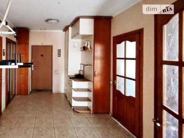 Продаж 2к квартири 106 кв. м на вул. Драгоманова 31Б • ID 34