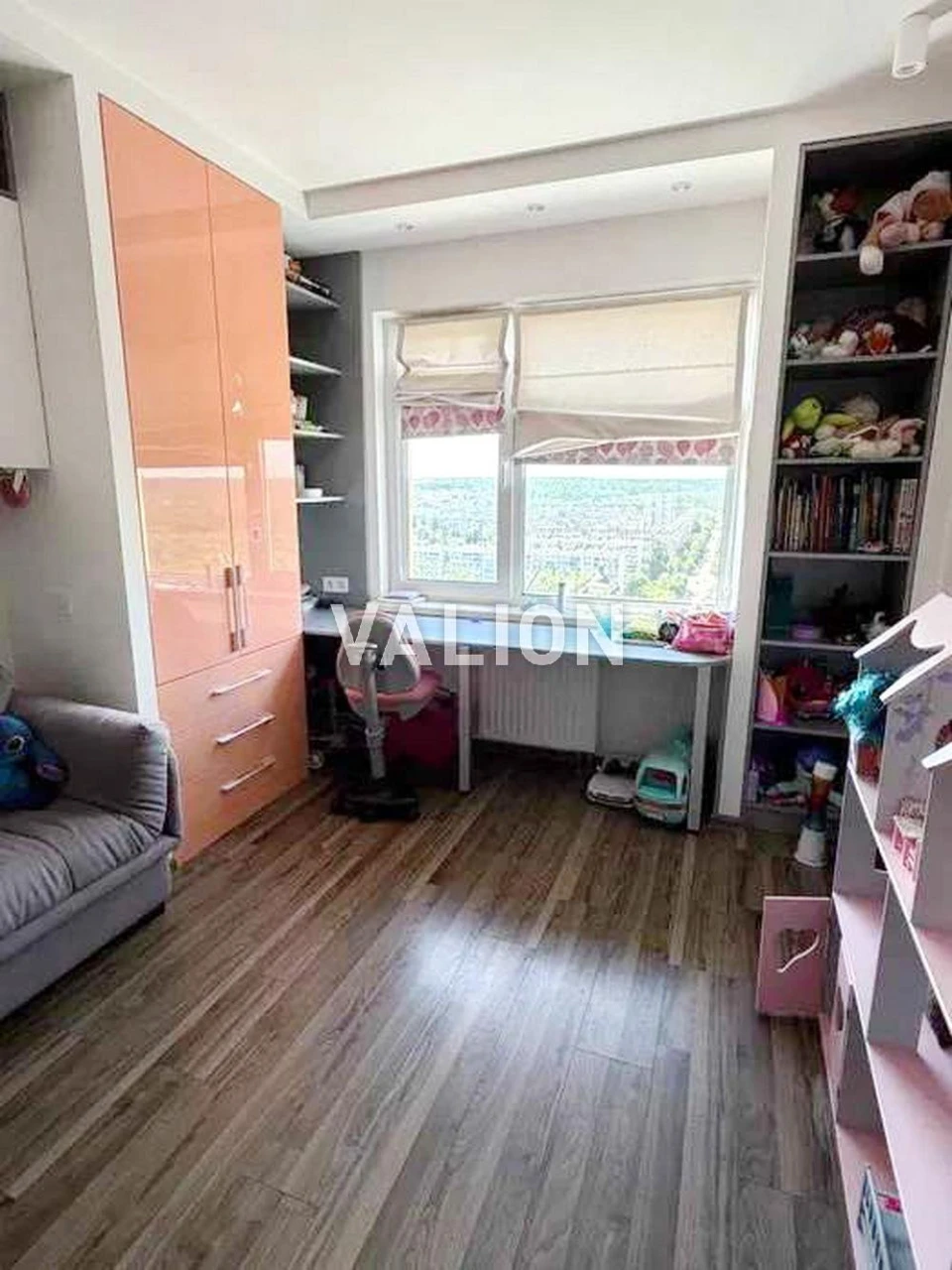 No commission for the buyer. 2-room apartment for sale 67 sq.m., Ka St.