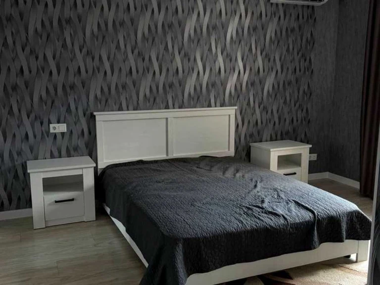 Apartment. Kharkiv, Dragomanova St.