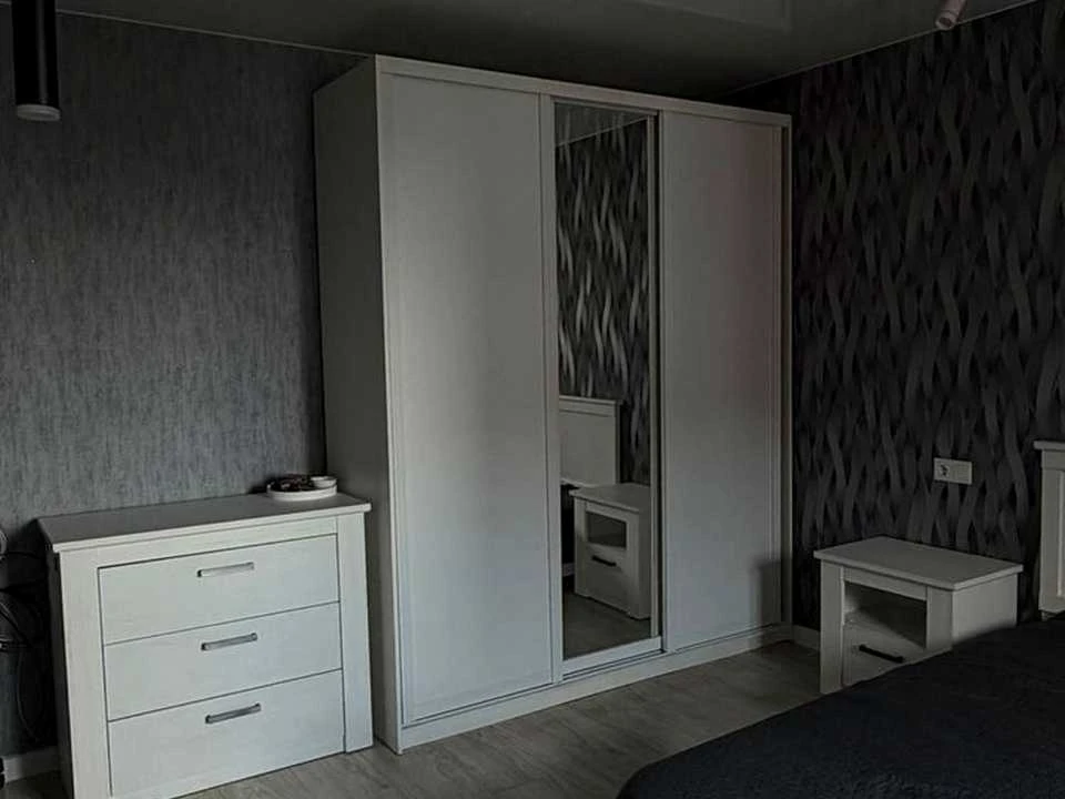 Apartment. Kharkiv, Dragomanova St.
