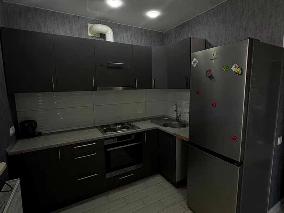 Apartment. Kharkiv, Dragomanova St.