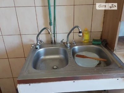 Room for sale 18.1 sq. m. on Svitlitskogo St. 24A • ID 3432