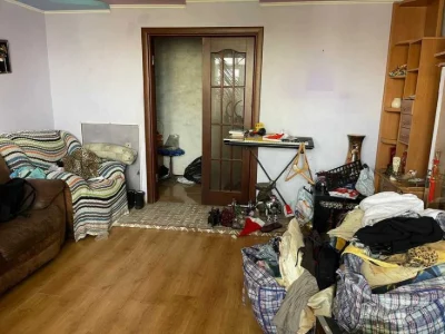 Shev Выгодная цена! Квартира нуждается в ремонте!  В продаже 3-к