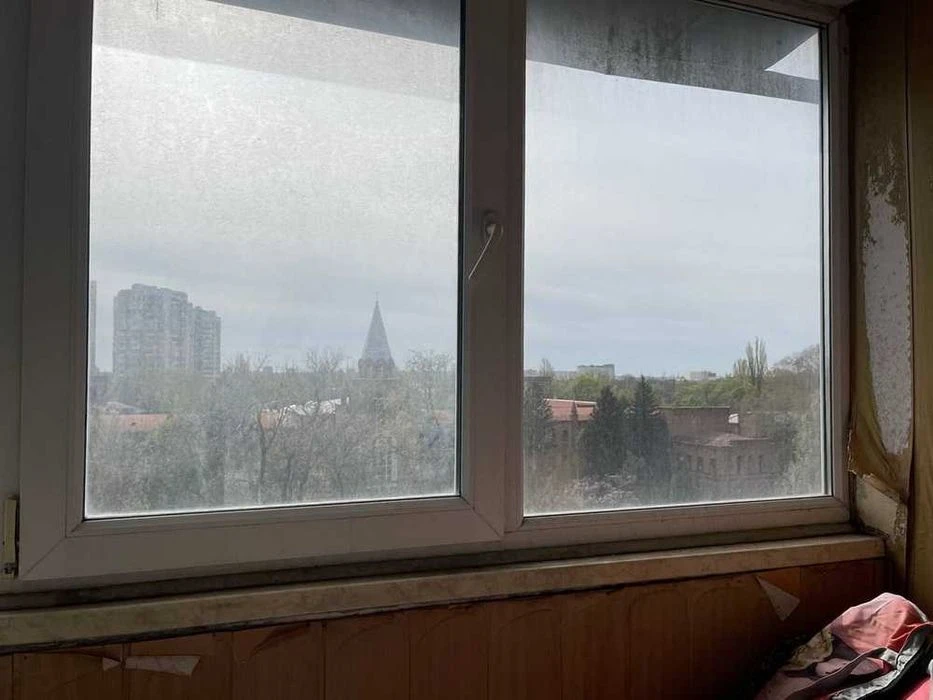 Shev Выгодная цена! Квартира нуждается в ремонте!  В продаже 3-к