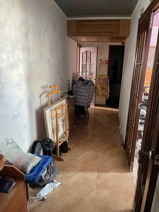 Shev Выгодная цена! Квартира нуждается в ремонте!  В продаже 3-к