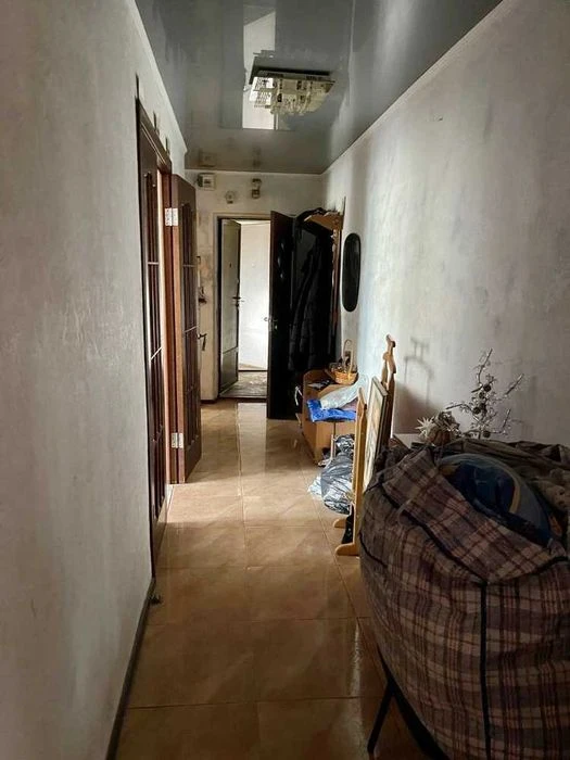 Shev Выгодная цена! Квартира нуждается в ремонте!  В продаже 3-к
