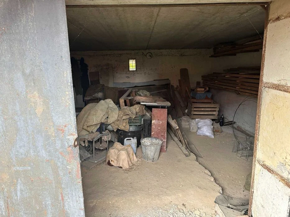 (5) I will sell part of the house in Pyatnychany 4422