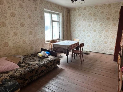 (5) I will sell part of the house in Pyatnychany 4422