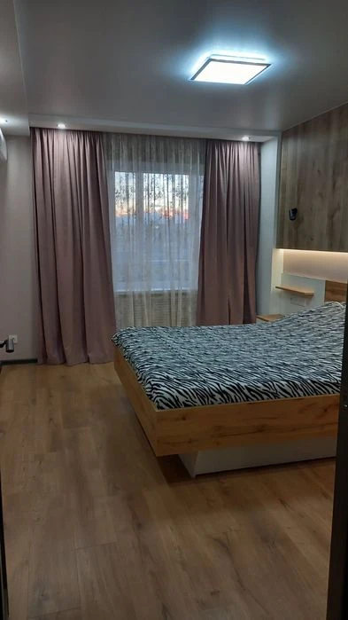 3х кімнатна квартира у центрі Хортицького з євроремонтом