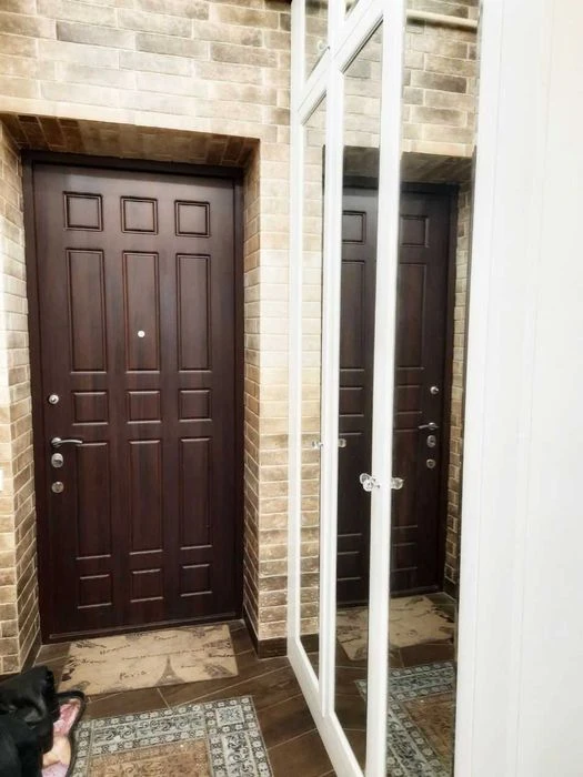 Selling a 3-room Stalin-era apartment, European-style renovation, 90 square meters, Sumskaya Street (404401)