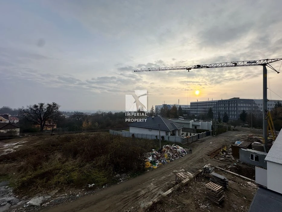 Продаж 3-х кім квартири, провулок Вербний 8, Ужгород!