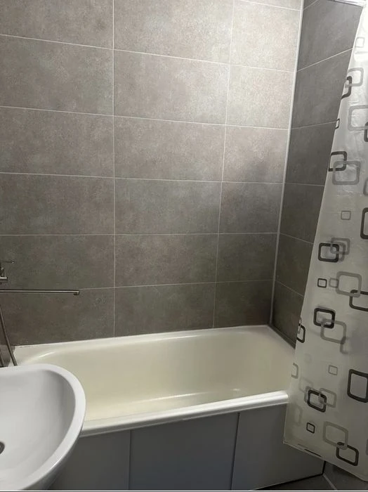 Продам 1 кімнатну квартиру на Червоному Камені