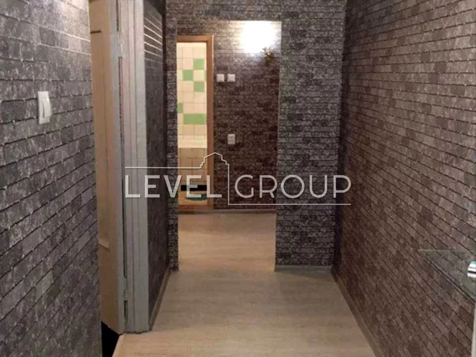 Apartment. Kyiv, Roman Shukhevych Ave. (General Vatutin)