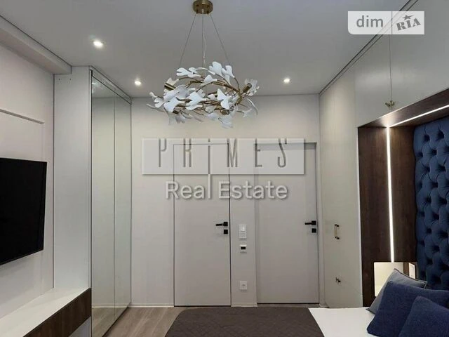 Sale of 2-room apartment 61 sq. m. on Mykhaylo Maksymovycha st. 24G