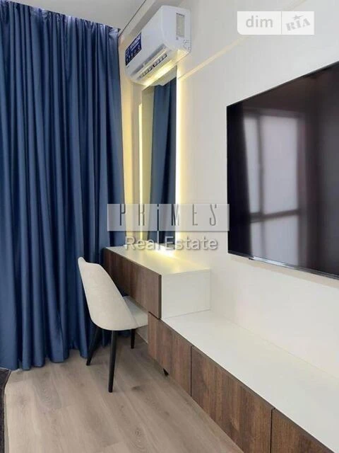 Sale of 2-room apartment 61 sq. m. on Mykhaylo Maksymovycha st. 24G