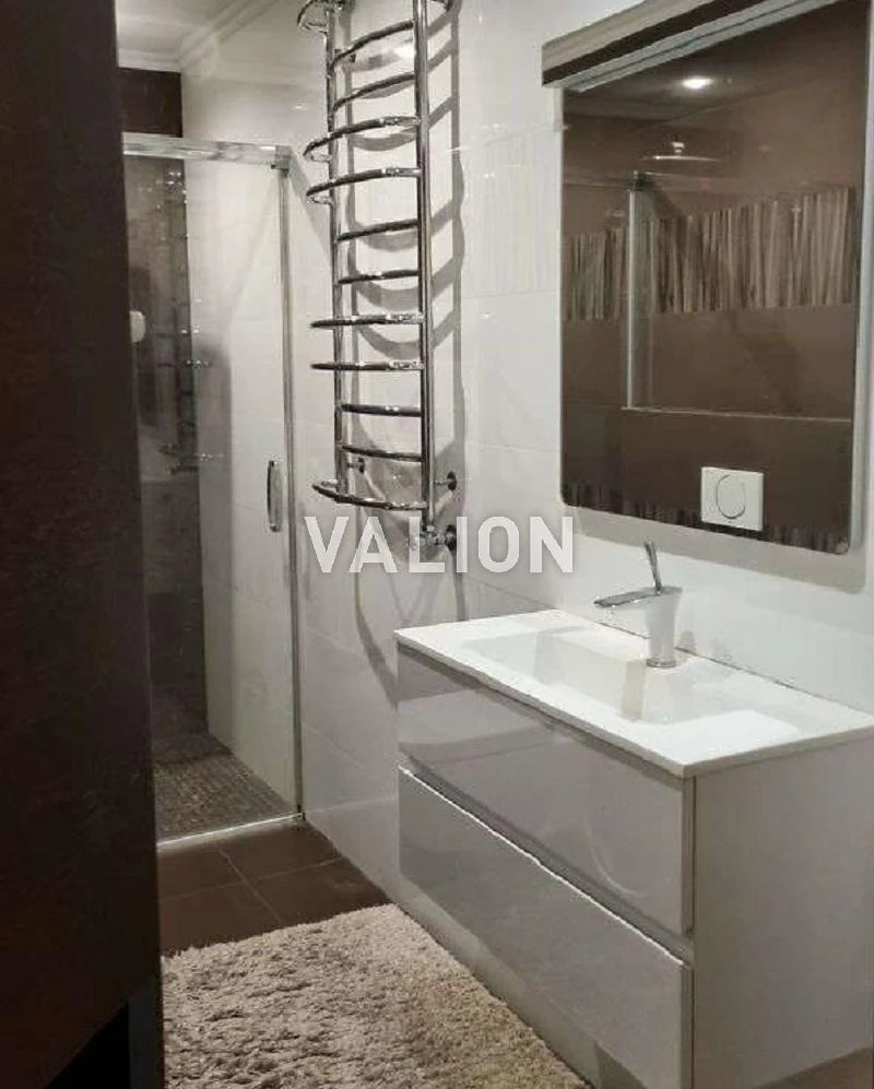 3-room apartment for sale, Chavdar Yelyzavety St. 2, Molodizhny Residential Complex