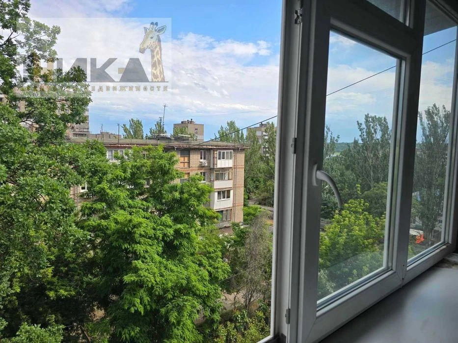 Продам 1 кімнатну квартиру бульвар Гвардійський