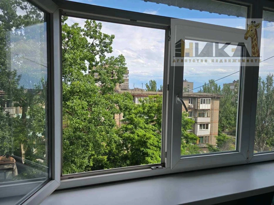 Продам 1 кімнатну квартиру бульвар Гвардійський