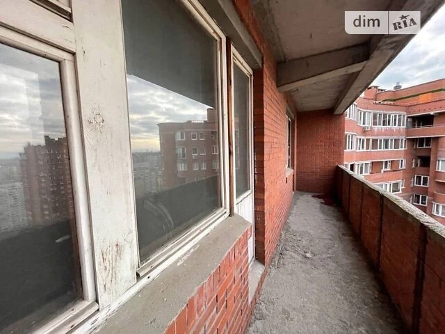 Sale of 5-room apartment 175.5 sq. m on Akhmatova Anna St. • ID 3