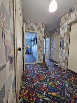 Sale without commission for the buyer! Spacious 2-room apartment