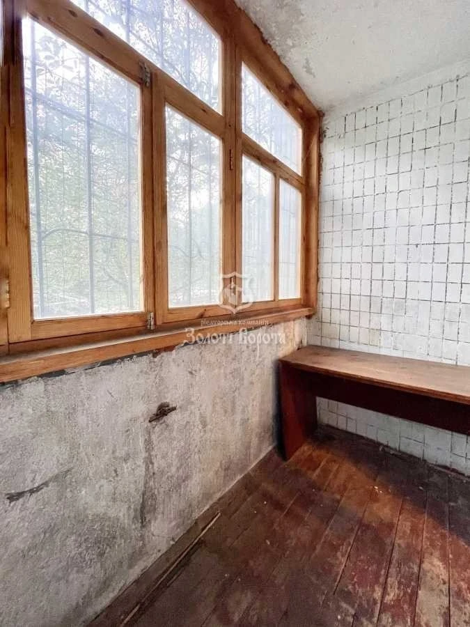 Продаж 5-кімнатної квартири 101 м², Васильківська вул., 38