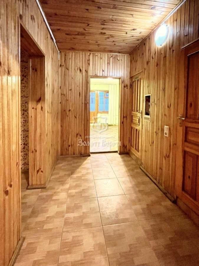 Продаж 5-кімнатної квартири 101 м², Васильківська вул., 38