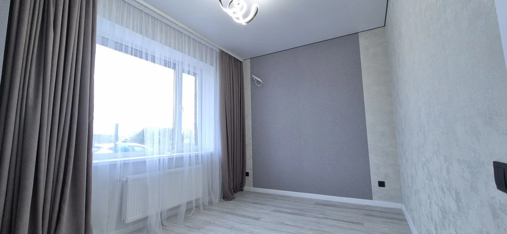 House with renovation, no commission! 100m2, 3 bedrooms, 5 bathrooms,! Bla