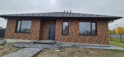 House with renovation, no commission! 100m2, 3 bedrooms, 5 bathrooms,! Bla