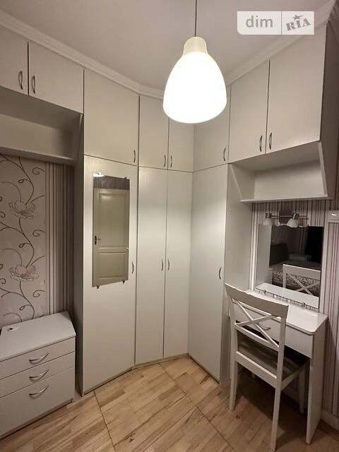 Sale of 3-room apartment 66 sq. m on Zhmerynska Street 32 • ID 34586