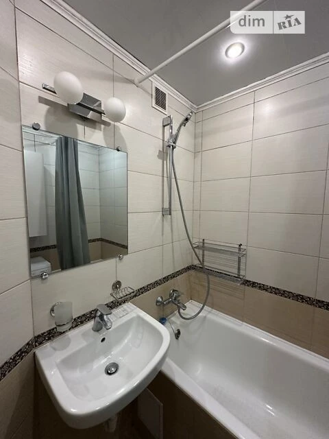 Sale of 3-room apartment 66 sq. m on Zhmerynska Street 32 • ID 34586