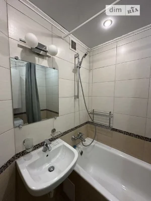 Sale of 3-room apartment 66 sq. m on Zhmerynska Street 32 • ID 34586