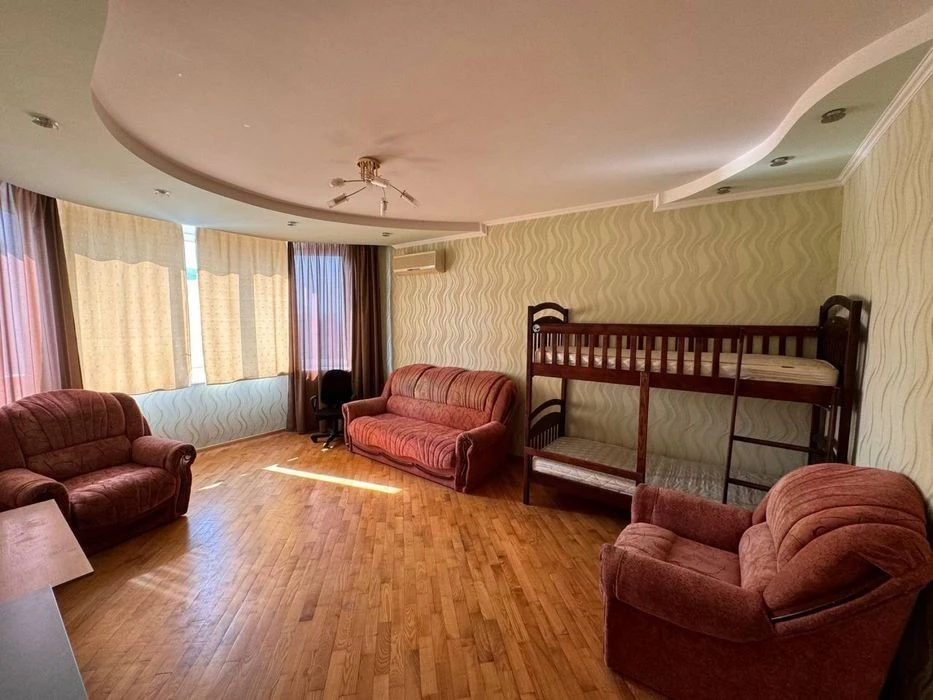 2-room apartment with renovation. For sale. View, 73 sq. m.