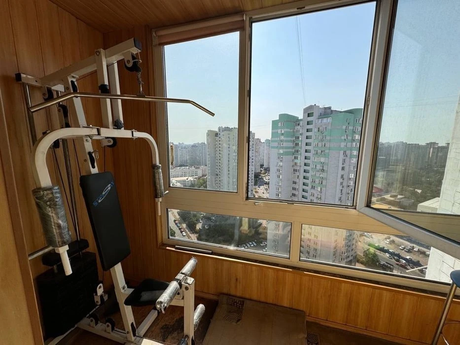 2-room apartment with renovation. For sale. View, 73 sq. m.