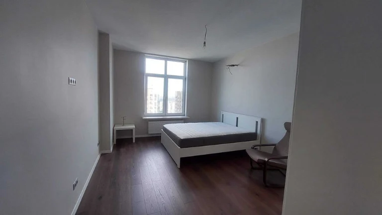 2-room apartment for sale in the Rusanivska Gavan residential complex, 53 m2, 25th floor.