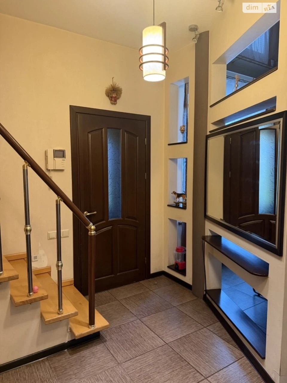 Long-term Rental Part of the house