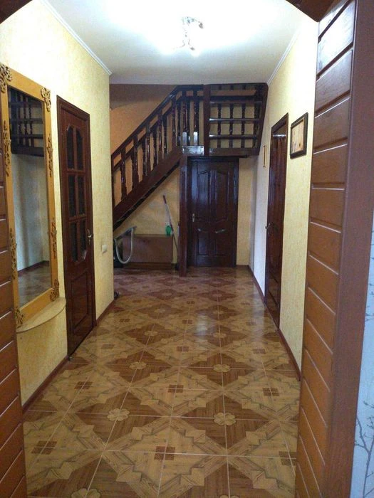 Двоповерховий будинок 160м2 Хортицький микрорайон. Запоріжжя